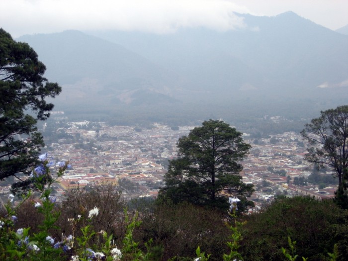 Vista hacia la Antigua Guatemala desde el Cerro