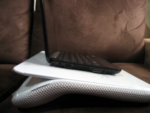 Hp mini 1000 en el Lapdesk