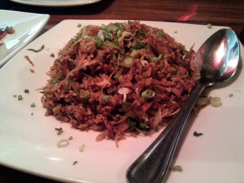 Arroz frito de cerdo a la barbacoa
