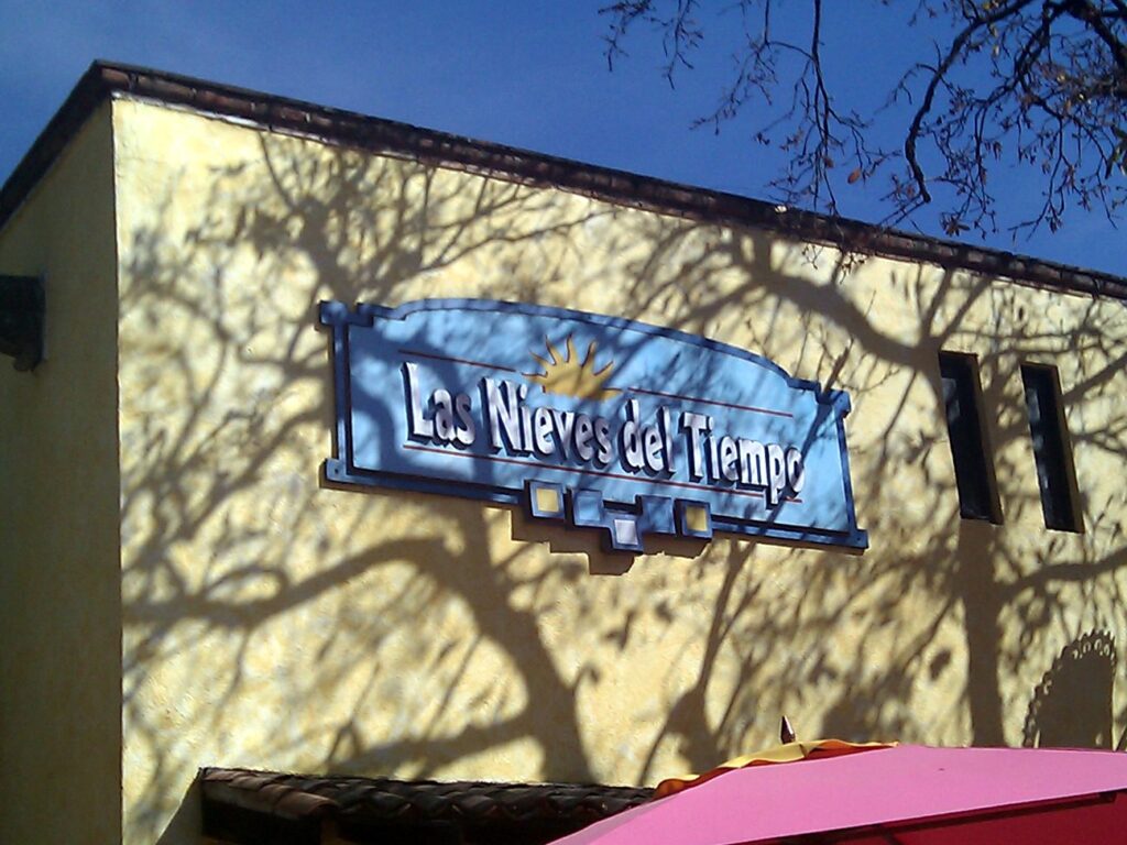 Las nieves del tiempo