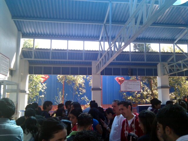 Colas para Superman: El último escape