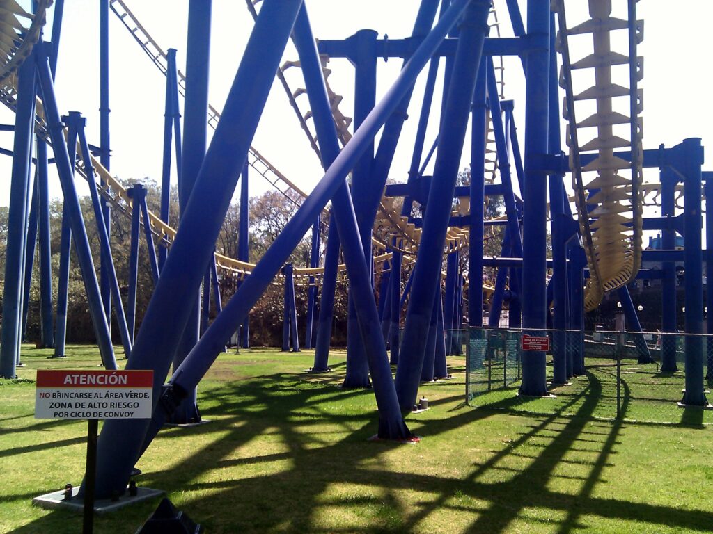 Tubos de montaña rusa