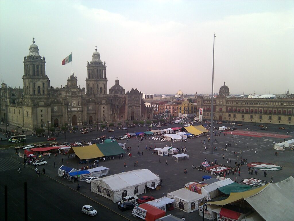 Campamentos del SME en el Zócalo