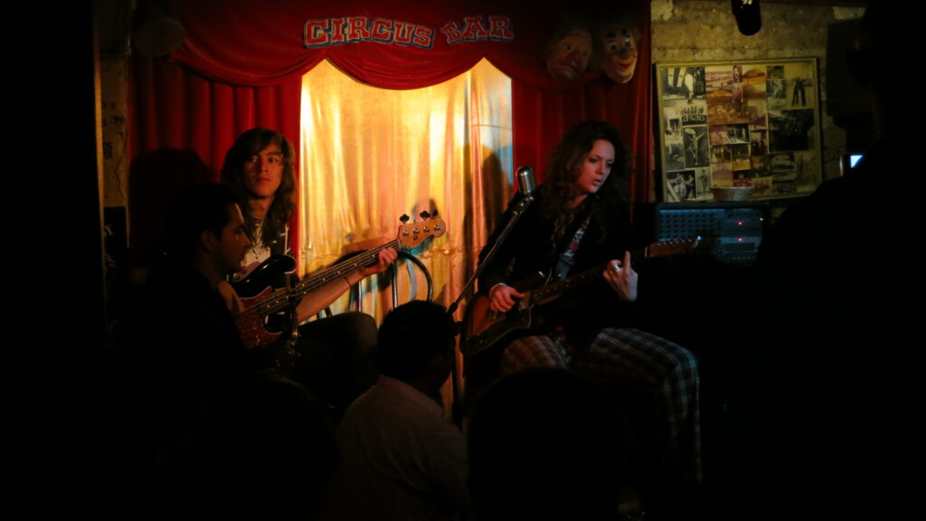 Música en vivo en el Circus Bar