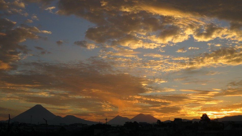 Your tipical sunset with Agua, Fuego and Acatenango volcanos