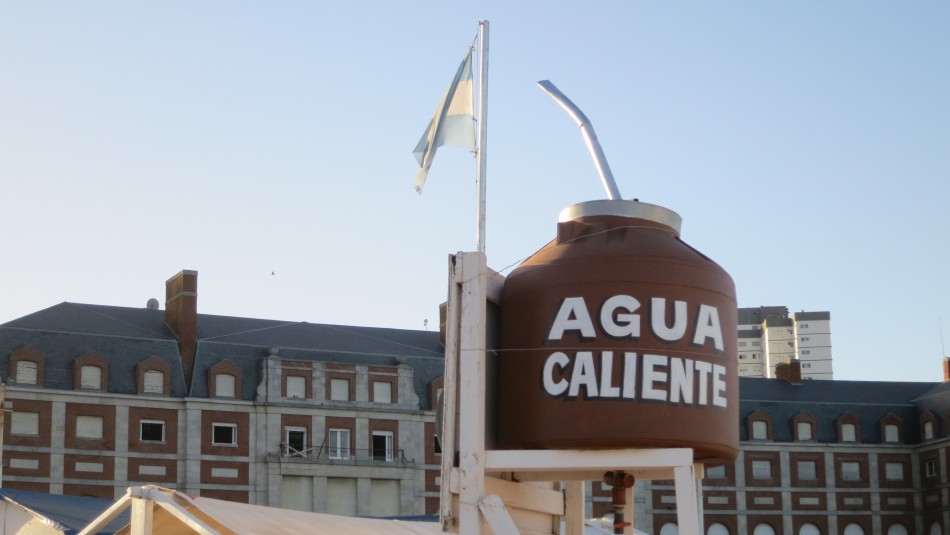 Tan argentino como vender agua caliente en la playa