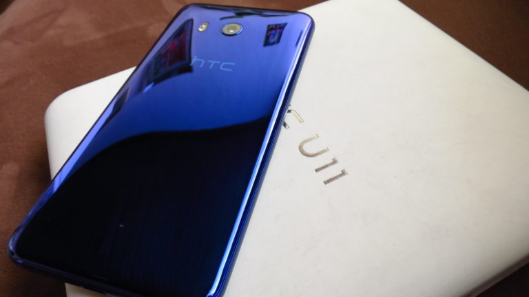 telefono htc u11 - color azúl safiro