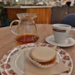 v60 y alfajor @ Café Varietale